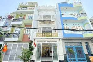 Bán Biệt Thự Mini Quận 7, Nằm Ngay Trung Tâm Giao Thông Thuận Tiện Vị Trí Đất Vàng